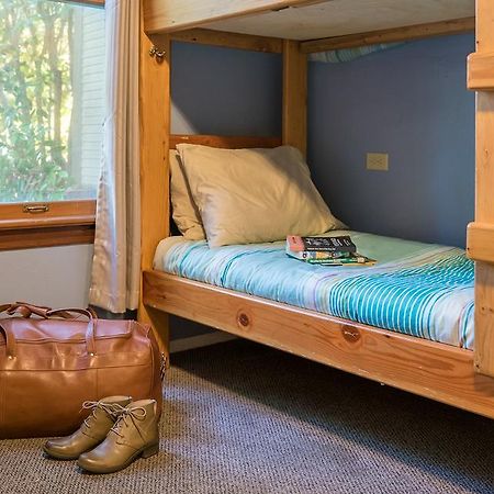 Hi Portland Hawthorne District Hostel エクステリア 写真