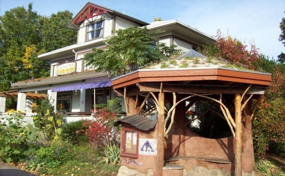 Hi Portland Hawthorne District Hostel エクステリア 写真